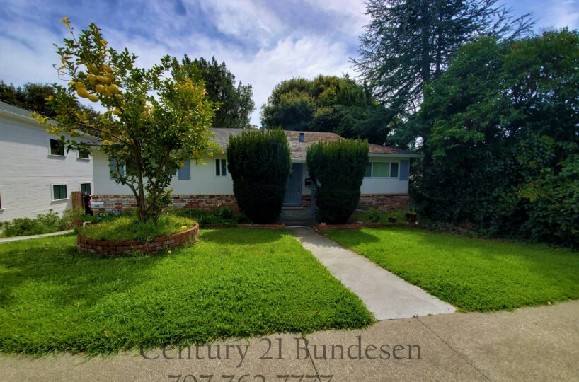 720 Olive St.