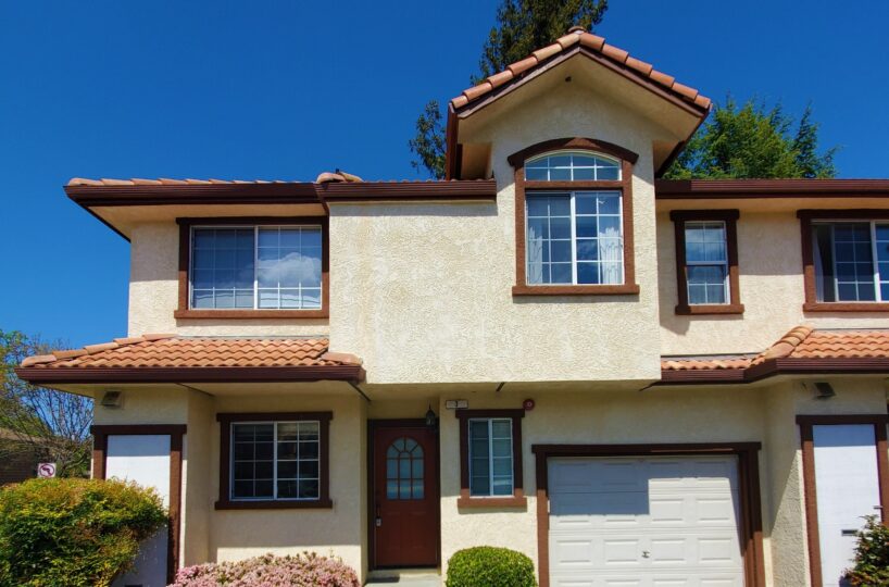 3 Monterey Ct