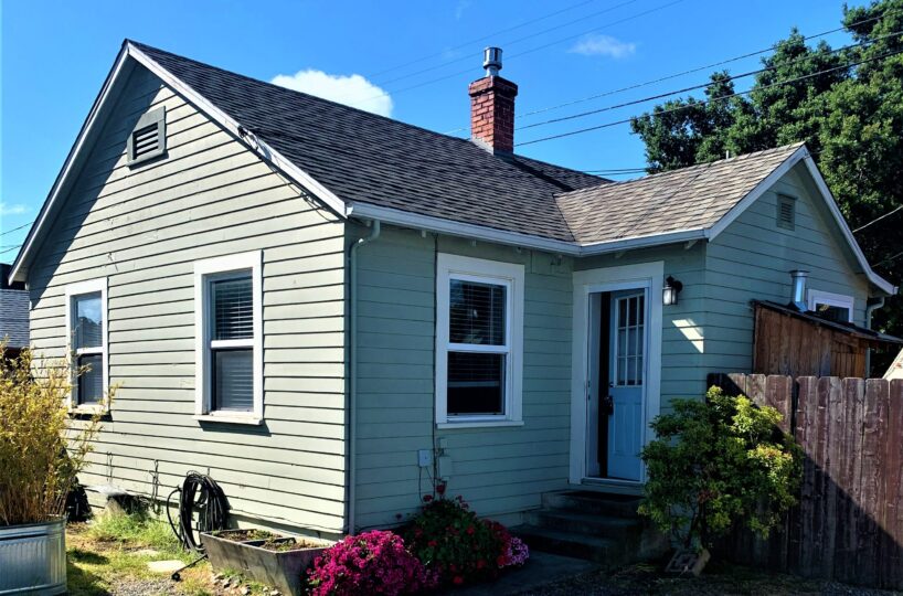 732.5 Petaluma Blvd S.