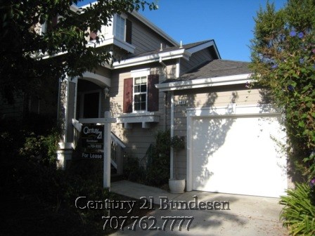 1041 Warren Dr