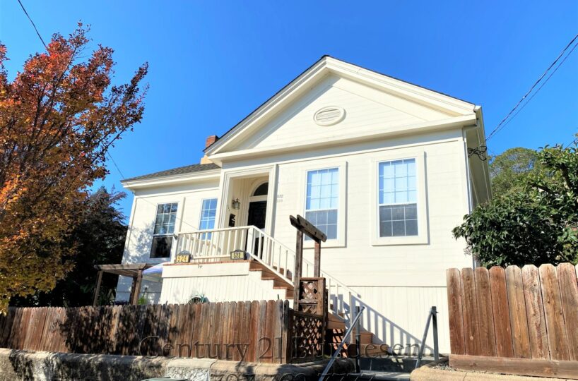 522 Western Ave