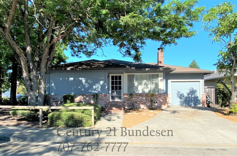 901 Renee Ct
